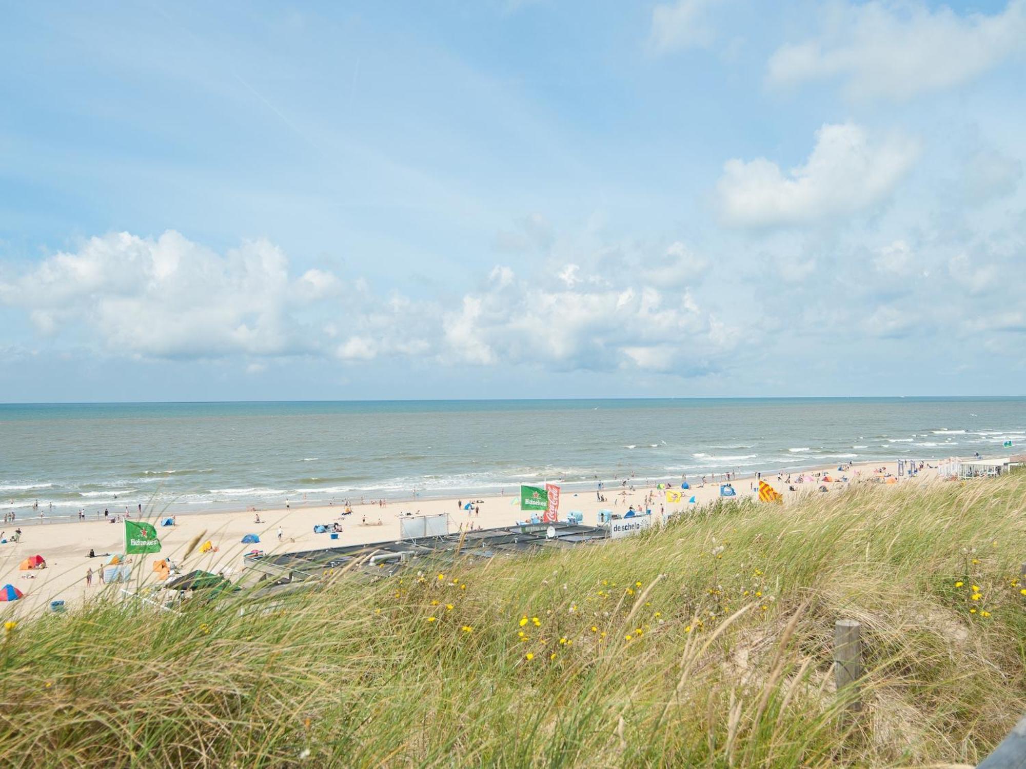 Beautiful Apartment In Callantsoog Near Beach Bagian luar foto